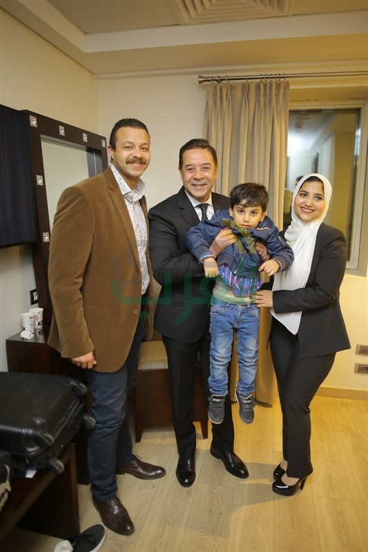 بالصور ... مدحت صالح يتألق فى حفل تخرج تجاره عين شمس بالمنارة بالصور ... مدحت صالح يتألق فى حفل تخرج تجاره عين شمس بالمنارة