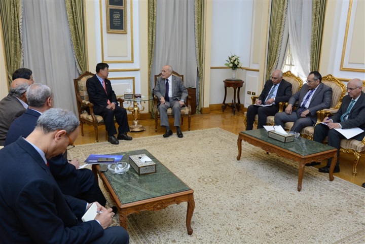 "العصار" ورئيس "KEDA EGYPT" يبحثان سبل التعاون المشترك "العصار" ورئيس "KEDA EGYPT" يبحثان سبل التعاون المشترك