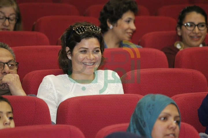منة شلبي: أتمني أن تمنح الدولة جوائزها التقديرية للشباب منة شلبي: أتمني أن تمنح الدولة جوائزها التقديرية للشباب