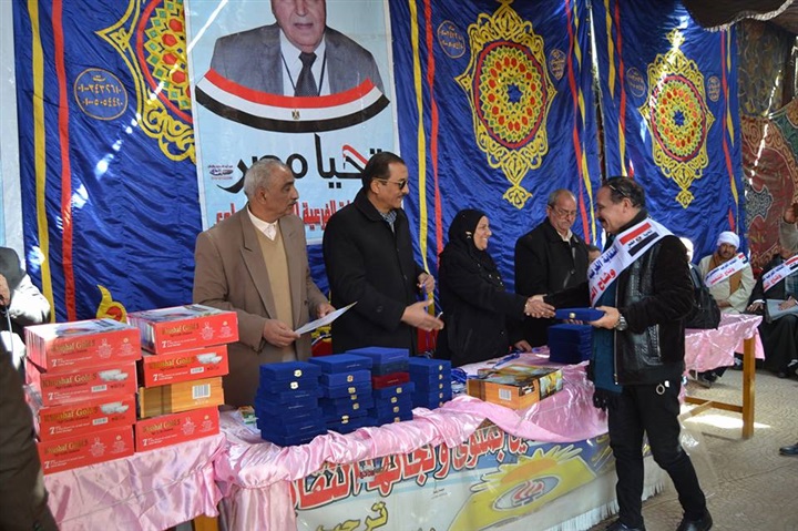 معلمو ملوى تكرم عدداً من المعلمين المحالين لسن التقاعد   