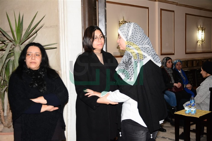 بالصور.. نجوم الفن يشاركون في عزاء الفنان مصطفي الشامي بالصور.. نجوم الفن يشاركون في عزاء الفنان مصطفي الشامي