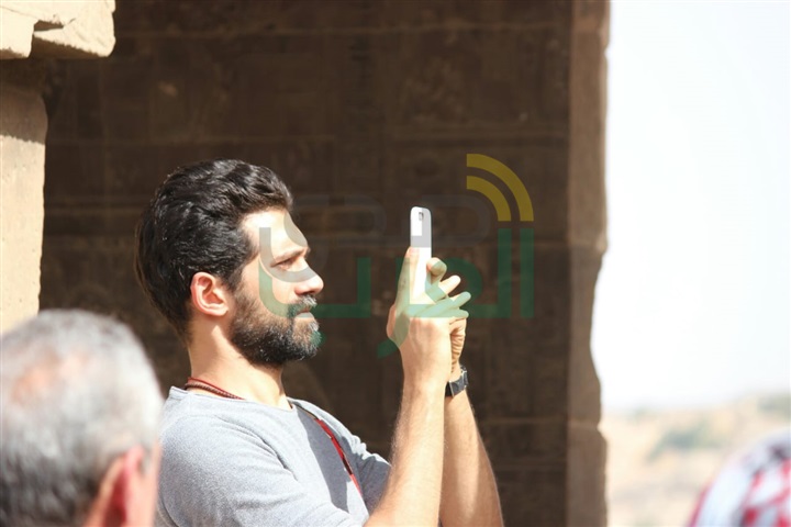 بالصور.. جولة سياحية لـ "أحمد مجدي" و"جيهان خليل" في أسوان بالصور.. جولة سياحية لـ "أحمد مجدي" و"جيهان خليل" في أسوان