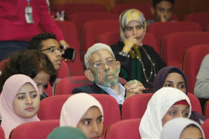 منة شلبي: أتمني أن تمنح الدولة جوائزها التقديرية للشباب منة شلبي: أتمني أن تمنح الدولة جوائزها التقديرية للشباب