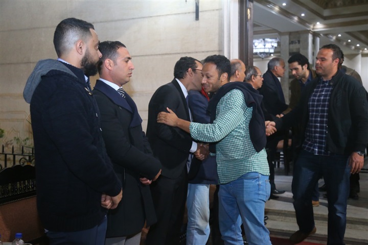 عزاء مصطفي الشامي بحضور أشرف زكي