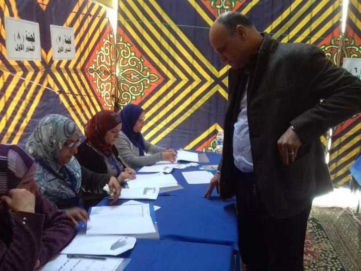 خالد ميري يسجل في كشوف عمومية الصحفيين استعدادا لانتخابات التجديد النصفي