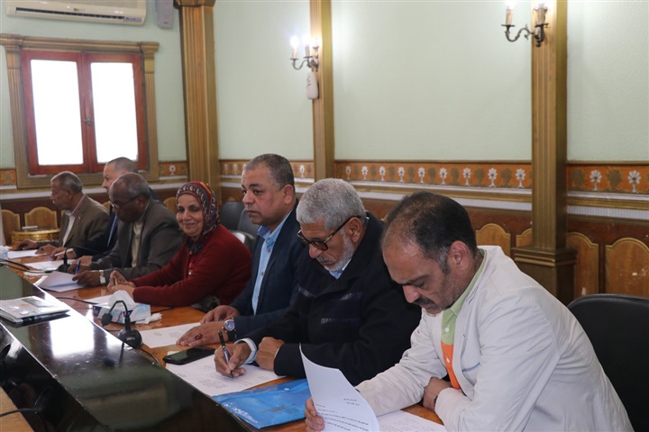 "زمالة المعلمين" يوافق بالإجماع على التعديلات الدستورية الجديدة