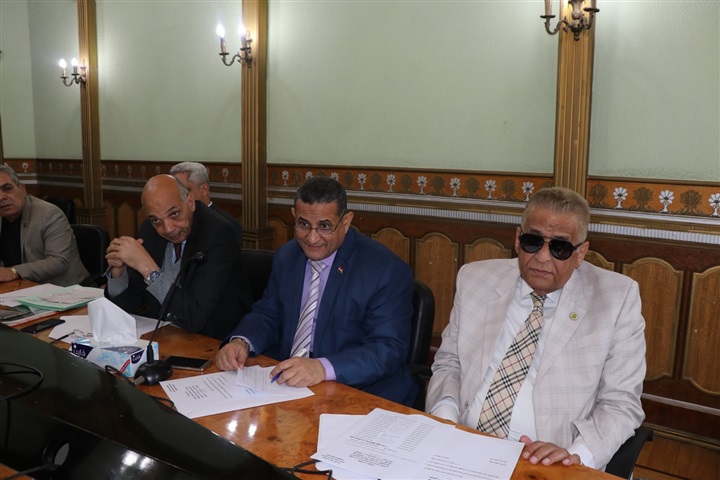 "زمالة المعلمين" يوافق بالإجماع على التعديلات الدستورية الجديدة