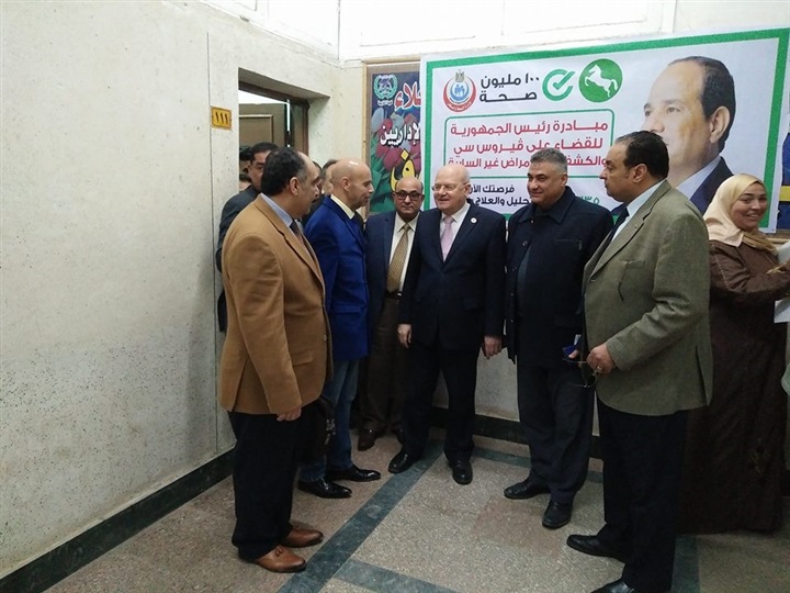 وكيل وزارة الصحة بالشرقية يتابع فعاليات اليوم الثانى لحملة 100 مليون صحة 