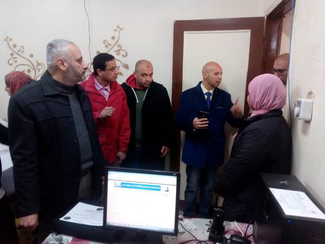 وكيل وزارة الصحة بالشرقية يتابع فعاليات اليوم الثانى لحملة 100 مليون صحة 