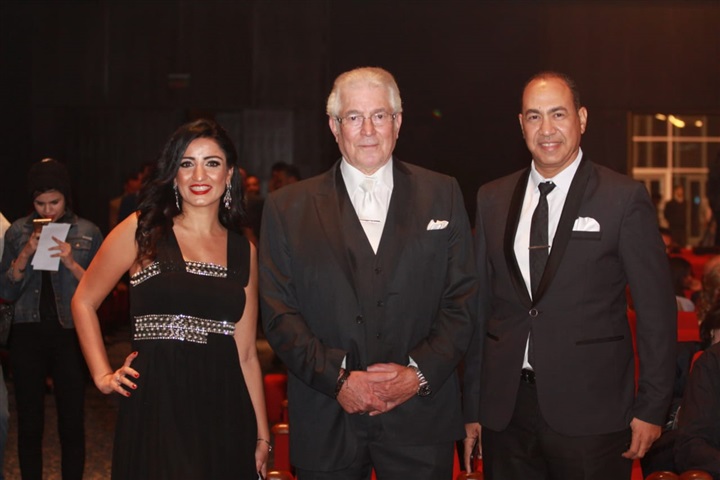 بالصور.. بدء توافد حضور افتتاح مهرجان شرم الشيخ للسينما الآسيوية بالصور.. بدء توافد حضور افتتاح مهرجان شرم الشيخ للسينما الآسيوية