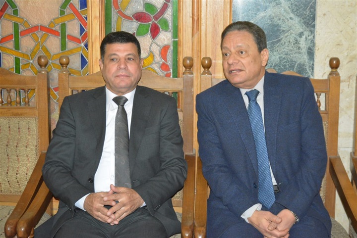 نقيب الصحفيين وعدد كبير من الأعلاميين يشاركون عزاء والد أحمد باشا نقيب الصحفيين وعدد كبير من الأعلاميين يشاركون عزاء والد أحمد باشا