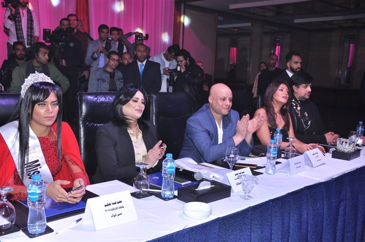 تتويج دعاء عبد الرحيم بلقب ملكة جمال الأناقة "miss elegant" لعام 2019 تتويج دعاء عبد الرحيم بلقب ملكة جمال الأناقة "miss elegant" لعام 2019