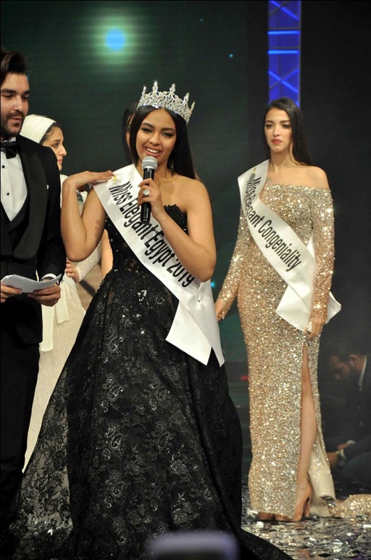 تتويج دعاء عبد الرحيم بلقب ملكة جمال الأناقة "miss elegant" لعام 2019 تتويج دعاء عبد الرحيم بلقب ملكة جمال الأناقة "miss elegant" لعام 2019