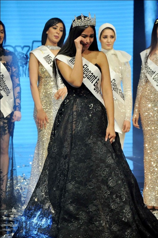 تتويج دعاء عبد الرحيم بلقب ملكة جمال الأناقة "miss elegant" لعام 2019 تتويج دعاء عبد الرحيم بلقب ملكة جمال الأناقة "miss elegant" لعام 2019