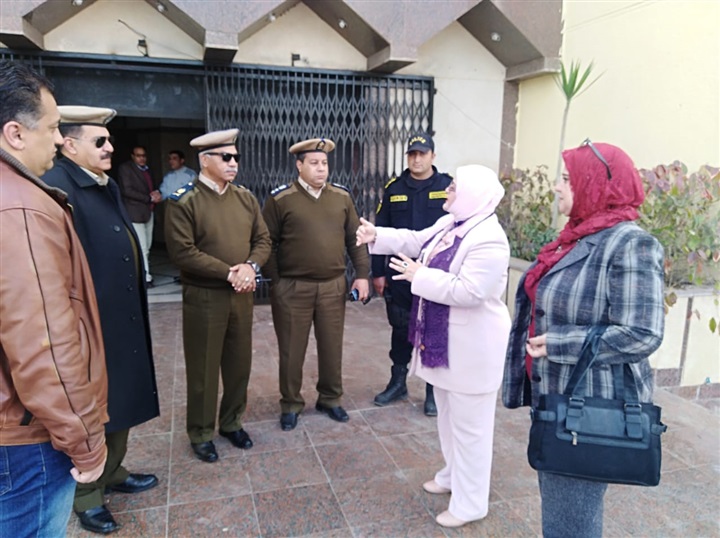 بالصور.. بدء امتحانات المرشحين لوظائف المعلمين بكفر الشيخ وسط تواجد أمني