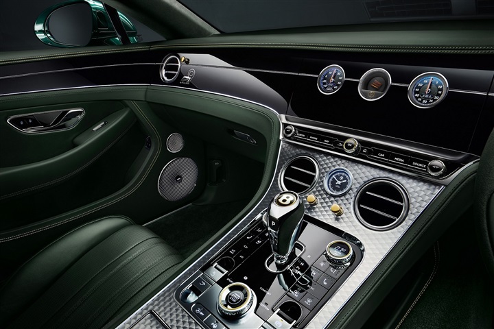 إصدار CONTINENTAL GT NUMBER 9 EDITION الجديد من تصميم MULLINER إصدار CONTINENTAL GT NUMBER 9 EDITION الجديد من تصميم MULLINER