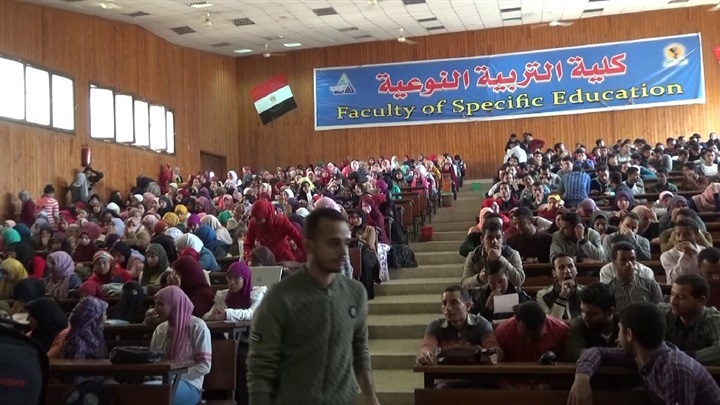 "نوعية المنيا" تعقد ندوة تعريفية عن محو الأمية لطلابها