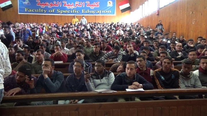 "نوعية المنيا" تعقد ندوة تعريفية عن محو الأمية لطلابها