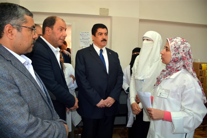 محافظ القليوبية يقوم بجولة لمدينة القناطر الخيرية لتفقد عدد من المنشآت الصحية الجاهزة للافتتاح