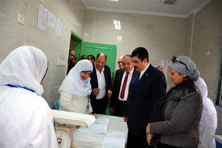 محافظ القليوبية يقوم بجولة لمدينة القناطر الخيرية لتفقد عدد من المنشآت الصحية الجاهزة للافتتاح