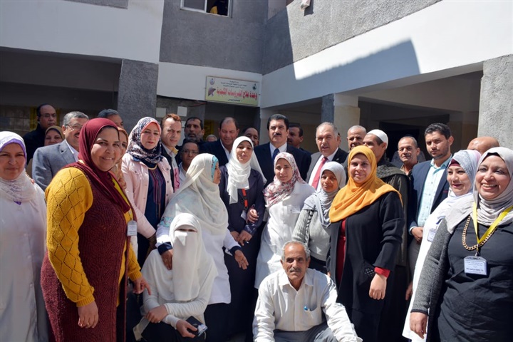 محافظ القليوبية يقوم بجولة لمدينة القناطر الخيرية لتفقد عدد من المنشآت الصحية الجاهزة للافتتاح