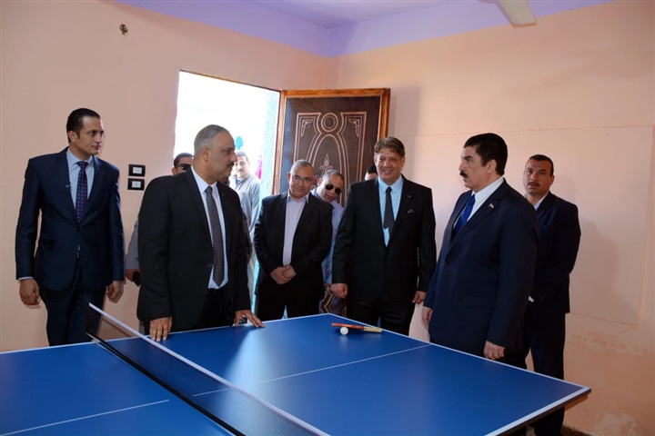 محافظ القليوبية يفتتح أعمال تطوير مركز شباب سندبيس بالقناطر الخيرية بتكلفة 600 ألف جنيه بالجهود الذاتية