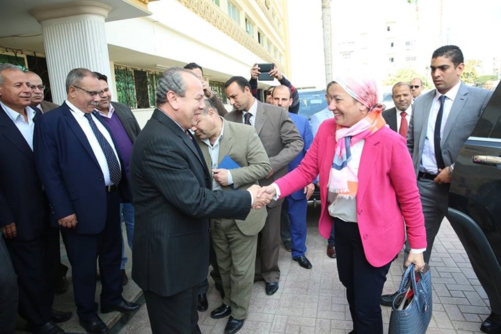 بالصور.. محافظ كفر الشيخ يستقبل وزيرة البيئة 