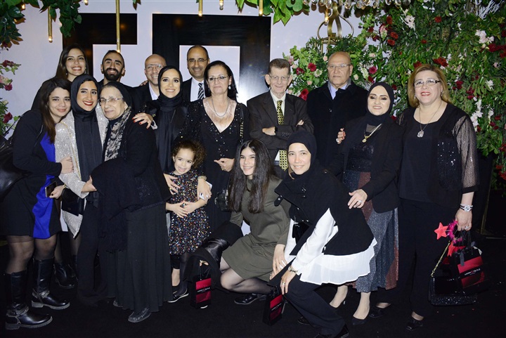 بالصور.. بوسي شلبي ومي عمر يشاركان حفل عرض أزياء سارة انسى بالصور.. بوسي شلبي ومي عمر يشاركان حفل عرض أزياء سارة انسى