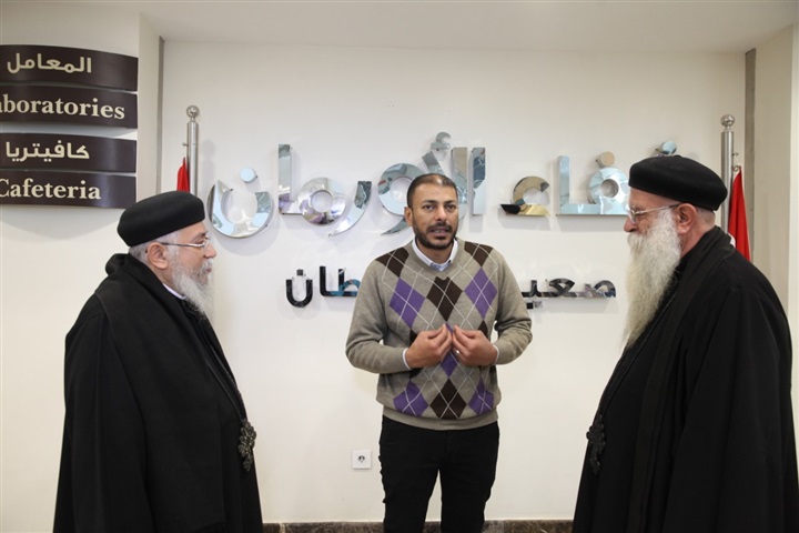 رجال الكنيسة بالأقصر يواصلون دعم مستشفي شفاء الأورمان لعلاج السرطان