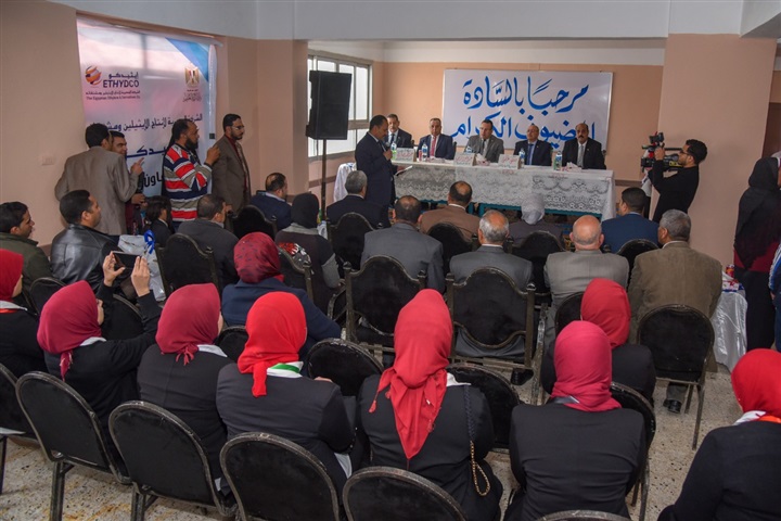 محافظ الإسكندرية يفتتح أعمال تطوير مدرسة "إبراهيم خضر" الإبتدائية 