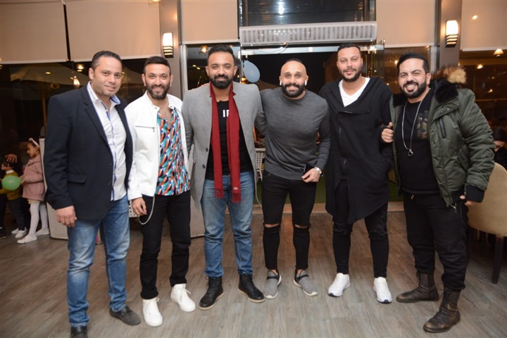 بالصور.. نجوم الغناء والمشاهير يحتفلون بعقيقه" يحيي "مصطفى محفوظ بالصور.. نجوم الغناء والمشاهير يحتفلون بعقيقه" يحيي "مصطفى محفوظ