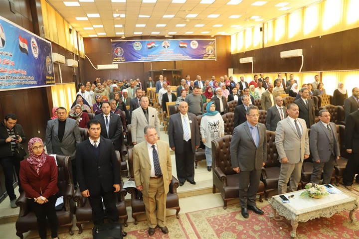وزارتا القوي العاملة والتضامن توفران التغطية التأمينية لـ 2.5 عامل