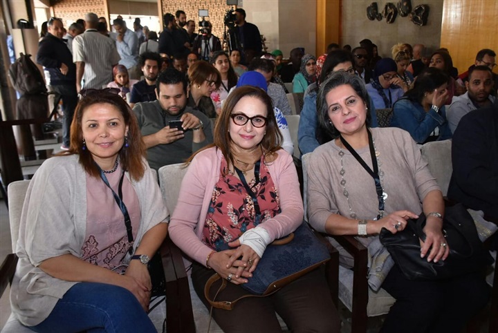بالصور..ندوة المنتجة التونسية "درة بوشوشة" على هامش الأقصر للسينما الأفريقية بالصور..ندوة المنتجة التونسية "درة بوشوشة" على هامش الأقصر للسينما الأفريقية