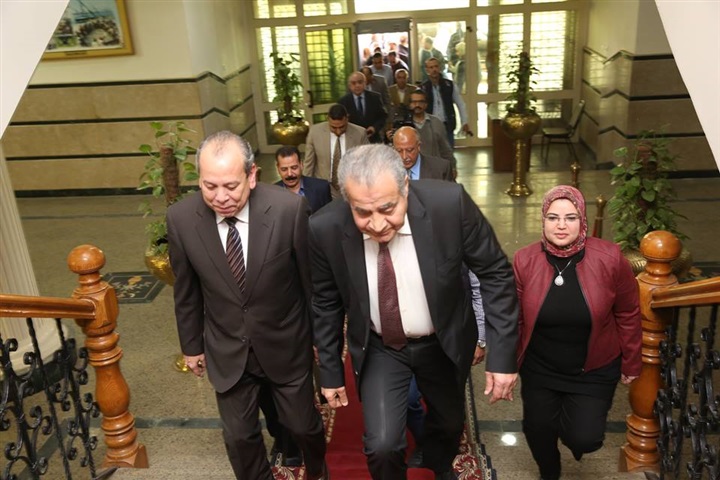 بالصور.. محافظ كفر الشيخ يستقبل وزير التموين 