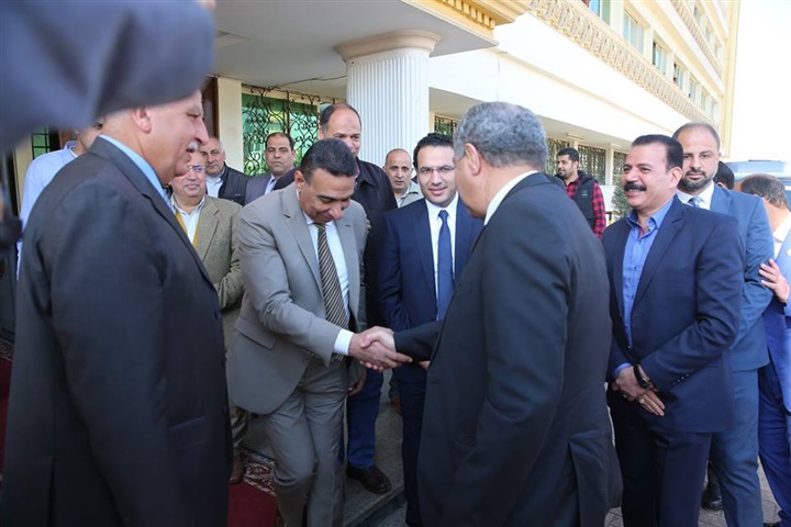 بالصور.. محافظ كفر الشيخ يستقبل وزير التموين 