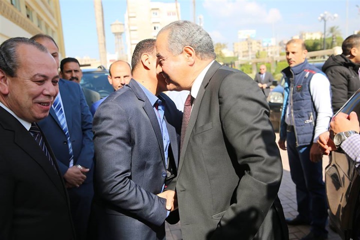 بالصور.. محافظ كفر الشيخ يستقبل وزير التموين 