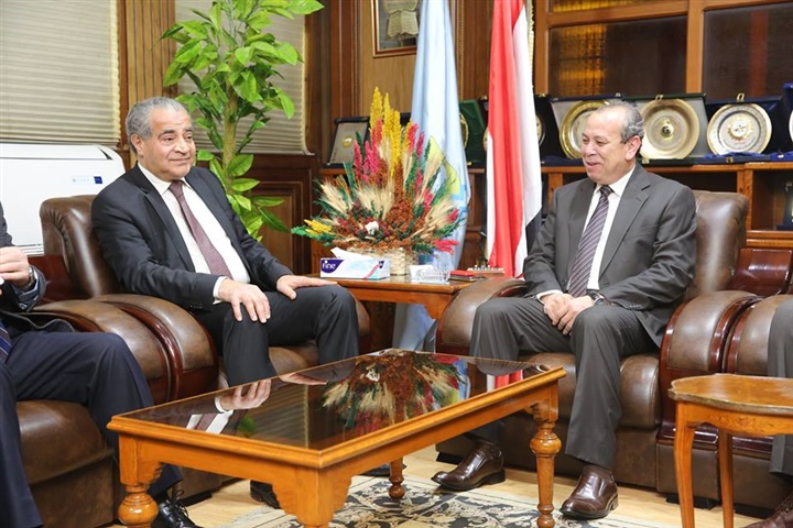 بالصور.. محافظ كفر الشيخ يستقبل وزير التموين 