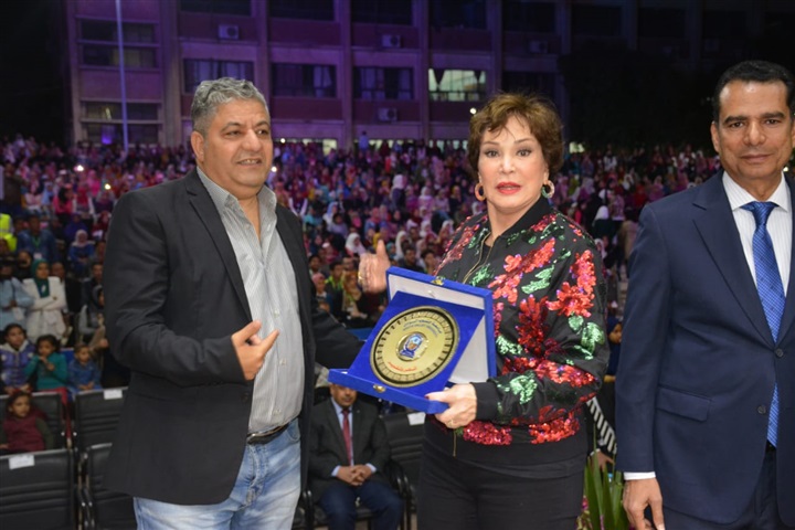 بحضور 6 آلاف متفرج: امتداد مهرجان الأقصر للسينما الإفريقية بمحافظة قنا بحضور 6 آلاف متفرج: امتداد مهرجان الأقصر للسينما الإفريقية بمحافظة قنا