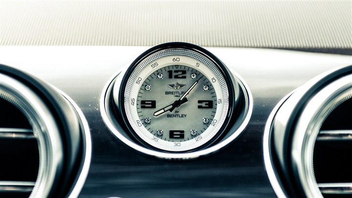 BENTAYGA MULLINER لؤلؤة الخليج.. آلاف السنين من التراث العريق تشكّل مصدر إلهام لطراز راقٍ بإصدار محدود من BENTLEY BENTAYGA MULLINER لؤلؤة الخليج.. آلاف السنين من التراث العريق تشكّل مصدر إلهام لطراز راقٍ بإصدار محدود من BENTLEY
