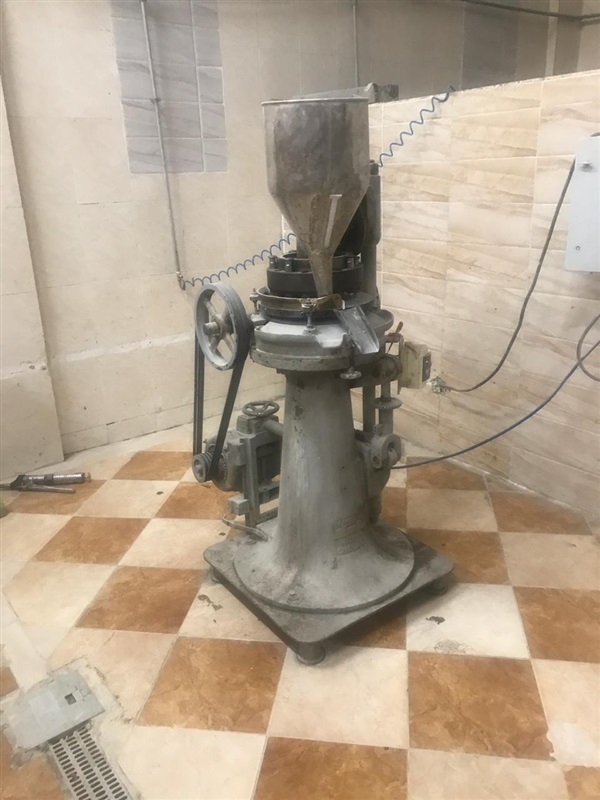 "الصحة": ضبط مصنع غير مرخص في مدينة بدر يصنع أدوية من "خامات مجهولة"