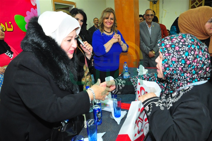بالصور.. عفاف شعيب تكرم الأمهات المثاليات بحضور شريف باهر وسهير رجب بالصور.. عفاف شعيب تكرم الأمهات المثاليات بحضور شريف باهر وسهير رجب