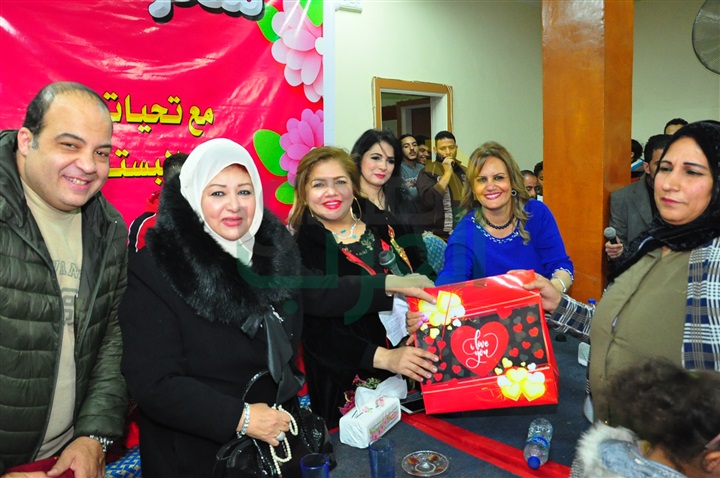 بالصور.. عفاف شعيب تكرم الأمهات المثاليات بحضور شريف باهر وسهير رجب بالصور.. عفاف شعيب تكرم الأمهات المثاليات بحضور شريف باهر وسهير رجب