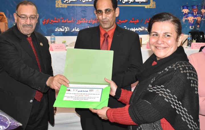 بالصور.. مجموعة عمال مصر تكرم 55 أم بمناسبة عيد الأم