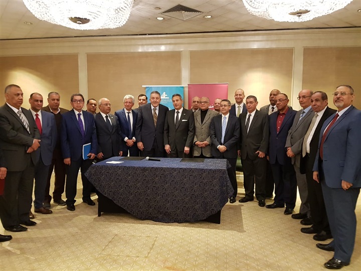 الغرف التجارية يوقع اتفاق مع بنك مصر لتحديث الاقتصاد الغرف التجارية يوقع اتفاق مع بنك مصر لتحديث الاقتصاد