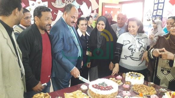 بالصور.. مهرجان ختام الأنشطة التعليمية بنجع حمادي يُبهر الحضور ولجنة التقييم 