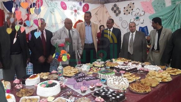 بالصور.. مهرجان ختام الأنشطة التعليمية بنجع حمادي يُبهر الحضور ولجنة التقييم 