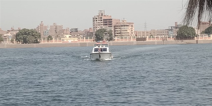 بالصور.. وزيرا الرى والشباب والرياضة يصلان القناطر الخيرية 