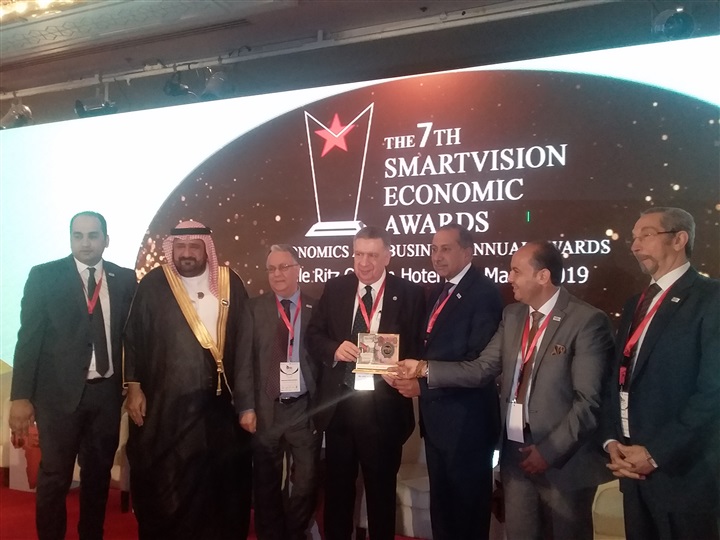 خمسة جلسات مثمرة وتكريم للوزراء على هامش منتدى مصر الإقتصادى خمسة جلسات مثمرة وتكريم للوزراء على هامش منتدى مصر الإقتصادى