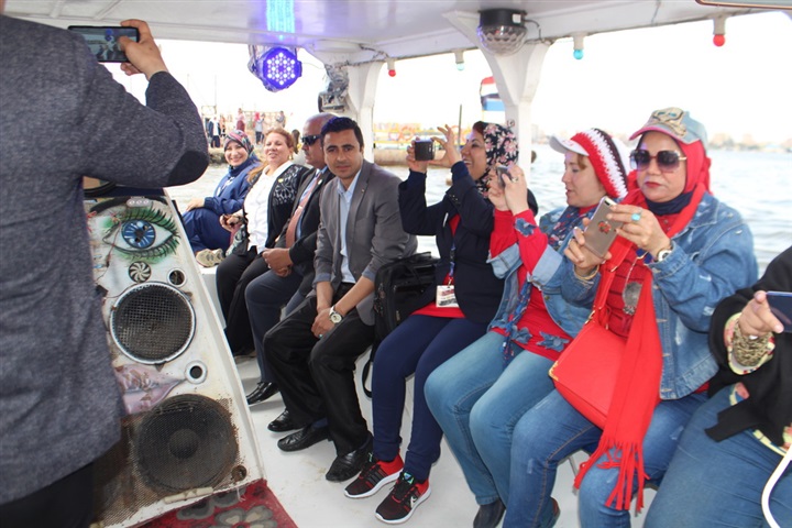معلمو شرق القاهرة تكرم 200 معلم متميز وتنظم لهم يوم ترفيهي بشاطئ الفيروز بالإسماعيلية   