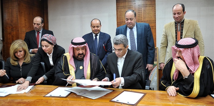 الإتحاد العربي للتطوير العقاري يدشن أول مؤتمر للاستثمار في مصر أكتوبر المقبل الإتحاد العربي للتطوير العقاري يدشن أول مؤتمر للاستثمار في مصر أكتوبر المقبل
